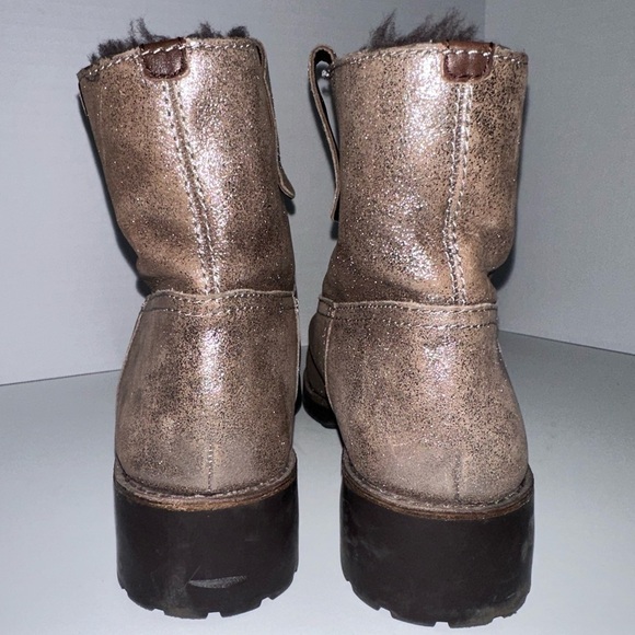 Tory Burch Wayland Ankle Boots Metallic Pewter Leather Lamb Shearling 10 M - Picture 4 of 6